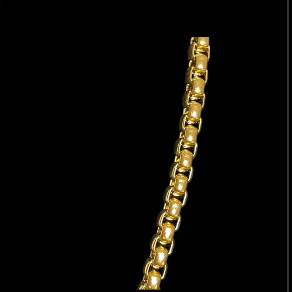 FASHION JEWELRY NECKLACE & EARRINGS SET GOLD COLOR STAINLESS STEEL RED PENDANT - Picture 4 of 9